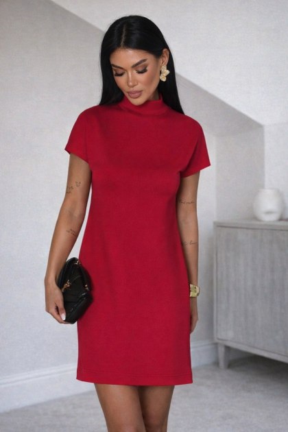 Czerwona sukienka dzianinowa z golfem KLER